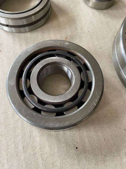 DKF NU407N Cylindrical roller bearing with snap ring groove