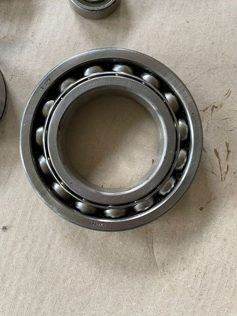 DKF Q218/F4 Four-point contact ball bearing